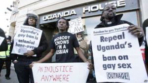 Ugandan protestors outside London embassy [Voice of America photo].